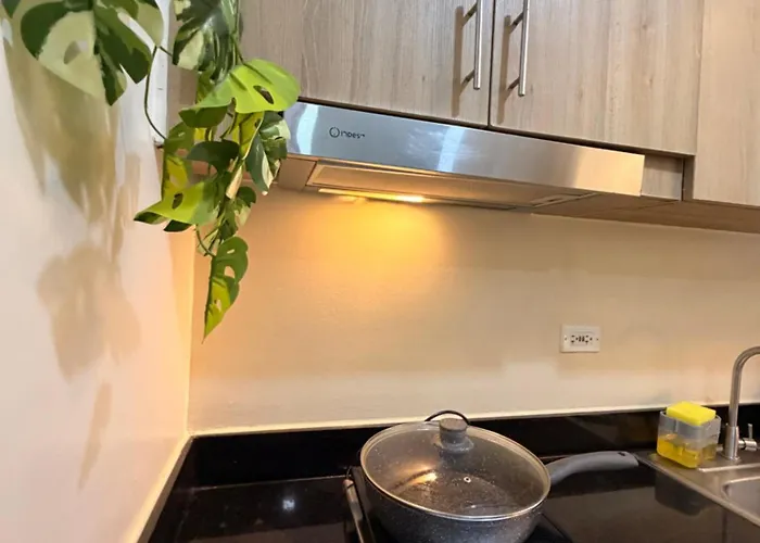 Apartment Shore 2 Residences Rm 539 Emerald Pool View By Prime