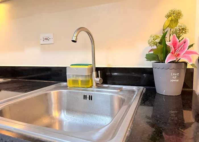 Shore 2 Residences Rm 539 Emerald Pool View By Prime