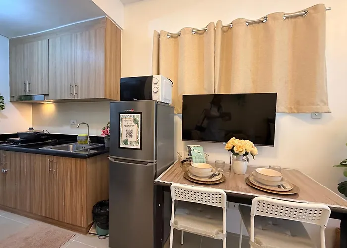 Apartment Shore 2 Residences Rm 539 Emerald Pool View By Prime