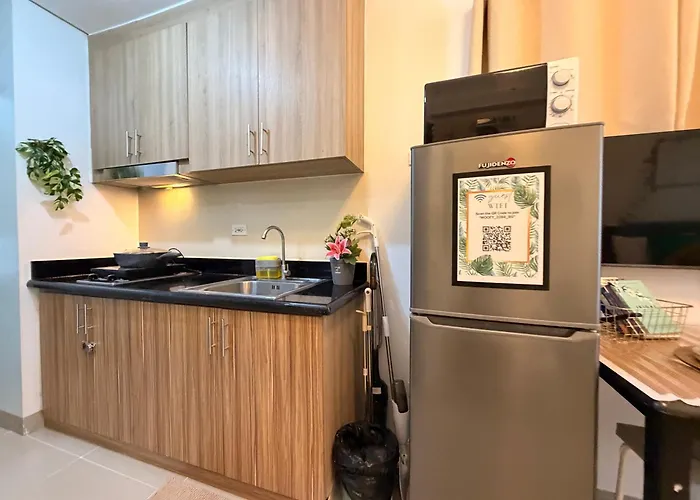 Shore 2 Residences Rm 539 Emerald Pool View By Prime Apartment *