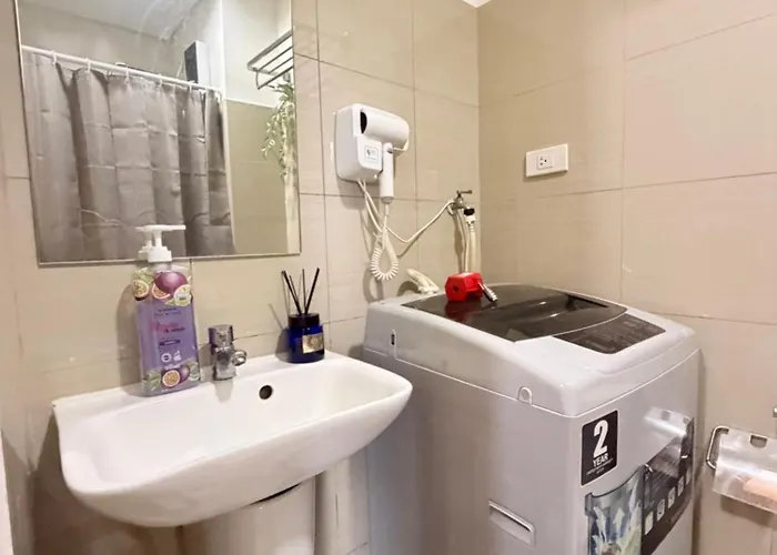 Shore 2 Residences Rm 539 Emerald Pool View By Prime *