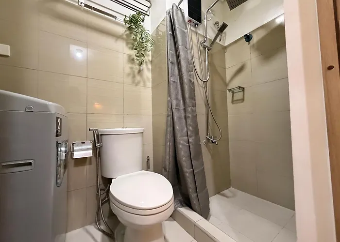 Shore 2 Residences Rm 539 Emerald Pool View By Prime Manila