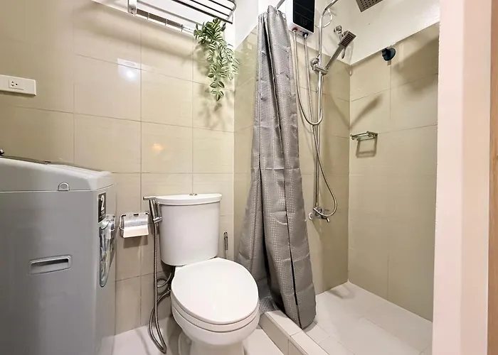 Shore 2 Residences Rm 539 Emerald Pool View By Prime